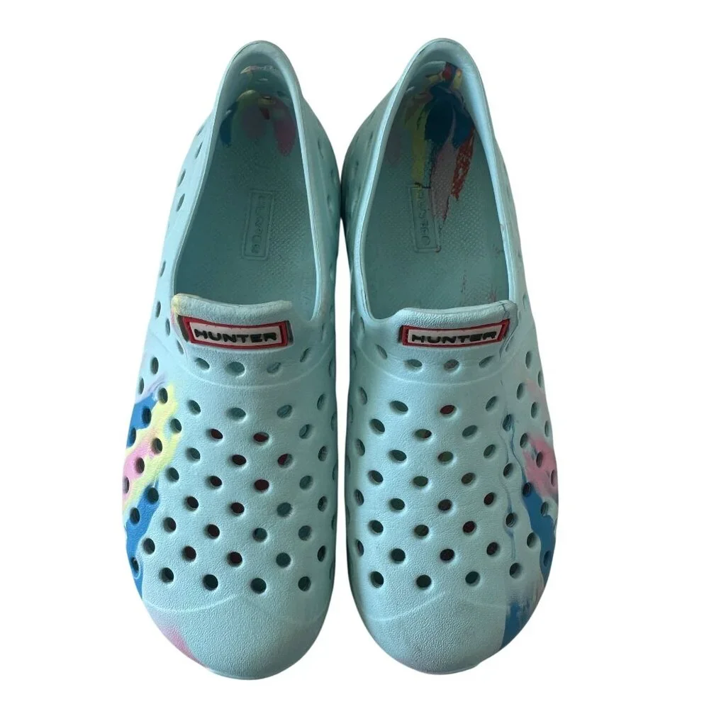 Hunter Youth Size 1 Perforated Water Shoes With Multicolor Splatter Design US 13